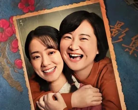 在娱乐圈吃瓜后我爆红了tXt,一觉醒来，我成了吃瓜界的网红